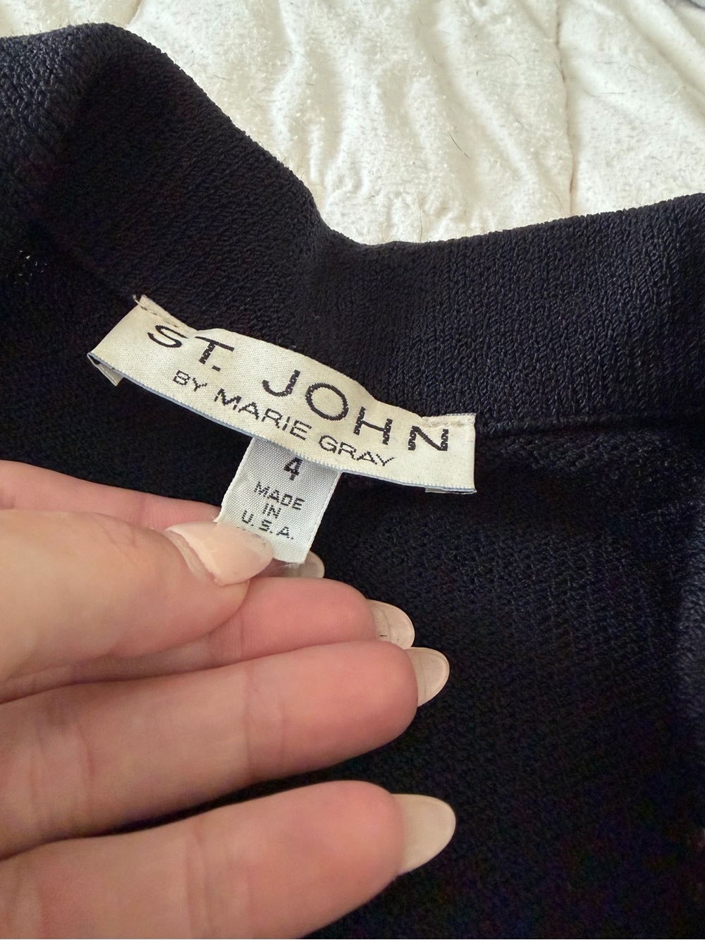 St. John by Marie Gray Black Paillette Trim Knit Jacket Jeweled Buttons Size 4 - Picture 3 of 3